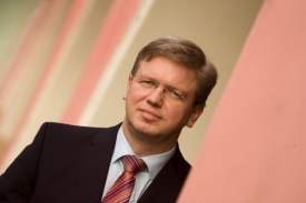 Nov&yacute;m eurokomisařem bude dosavadn&iacute; ministr pro z&aacute;ležitosti EU.